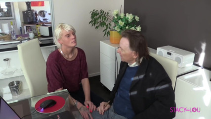 Pinkzilla Media: Dålig tjej vid handledningen