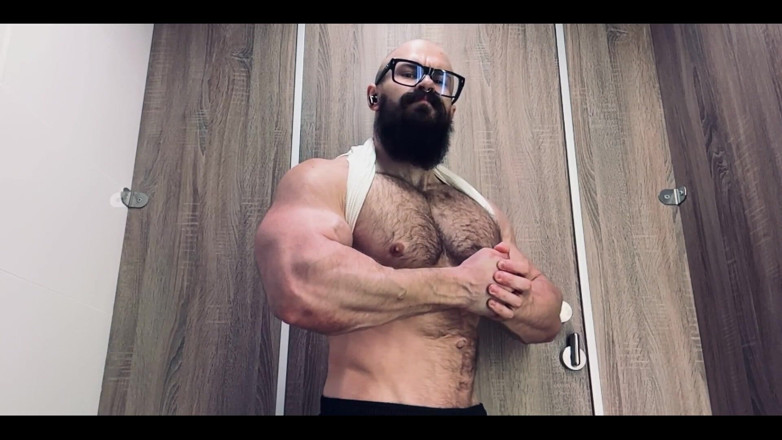 Mister Stone: Watch Quietly