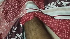 Mr_jhovin: 彼女が休んでいる間、私は従業員をからかっていました、そして彼女は私を発見しました、私が彼女とセックスすることになったのと同じように