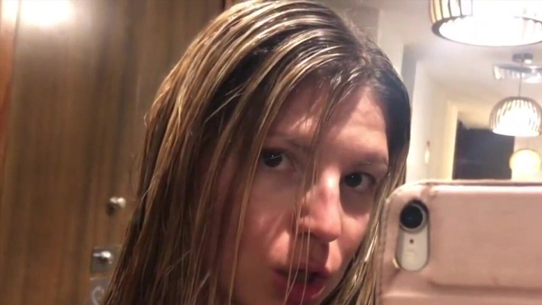 Gina Gerson: Muschi rasieren solo