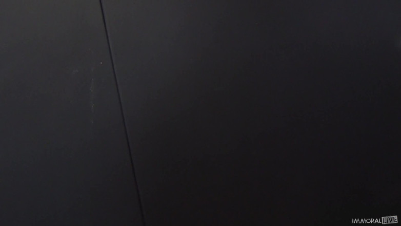 Immoral Live: Ohromující kozatá teenagerka Noelle Easton dostane hluboce bušenou kundičku