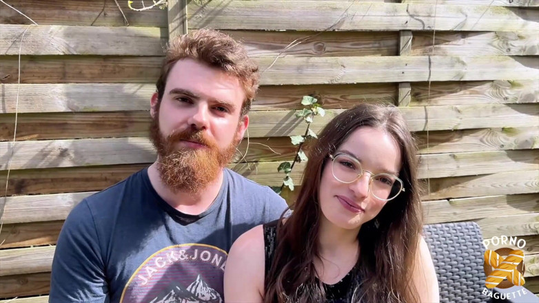 Porno Baguette: Katerina, heiße brünette, liebt vierer