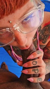 BBC pissy blowjob pool-Überlauf