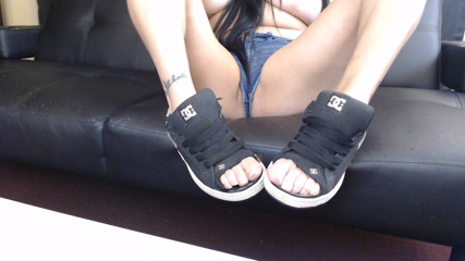 Abby Anna: Des baskets ouvertes
