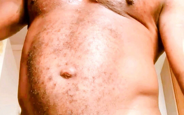 Black smoking muscle stepdad: Cigarr muskel flex