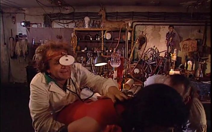 MMV Films XXX: La bella e la bestia (Film completo)