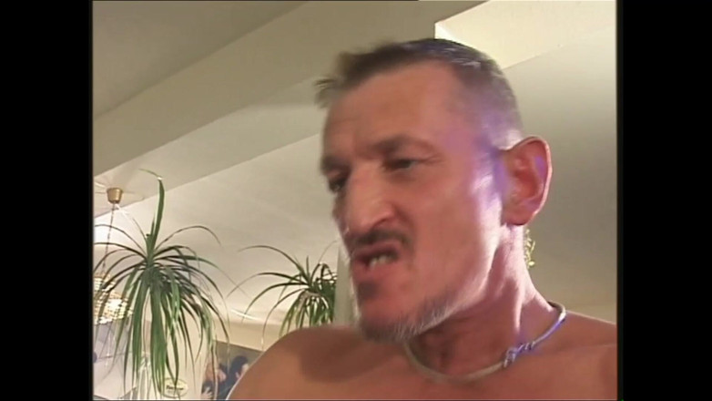 Deutschland porn: Semua orang kembali ke vagina