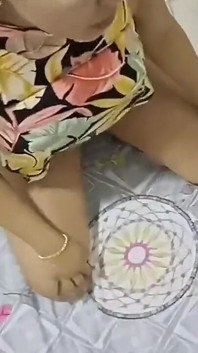 La 18enne mora con grandi tette in un hotel a Miami Stati Uniti Gluspet viene scopata dal suo grosso cazzo fidanzato