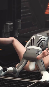 Seks dengan alien dalam pesawat luar angkasa. Cewek seksi rambut pirang dientot sama alien