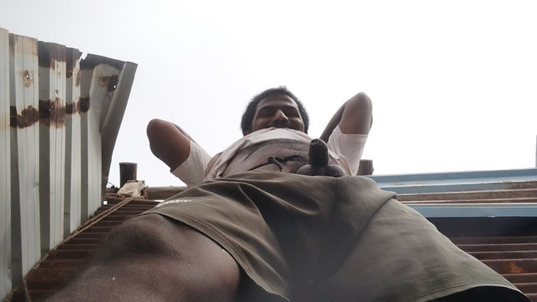 KUMBHA MANOJ KUMAR: Xhard - director cineasta buscando esposa