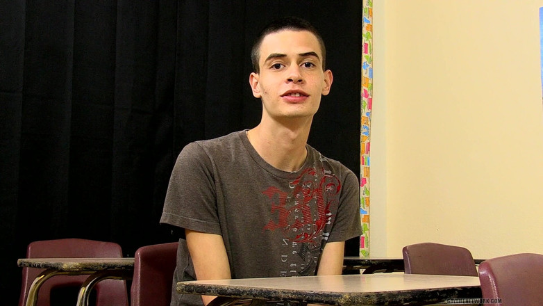 Teach Twinks: Dalam Kelas Dengan Sweet Danny