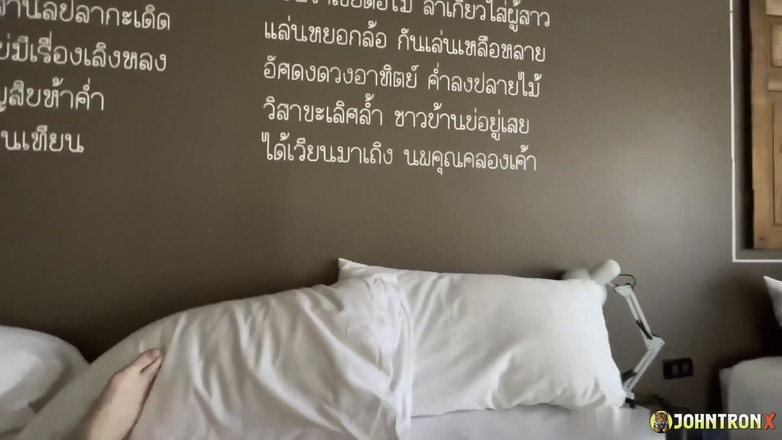 John Tron X: Johntronx - naturlig thailändsk brud blir spermafylld och knullad hårt