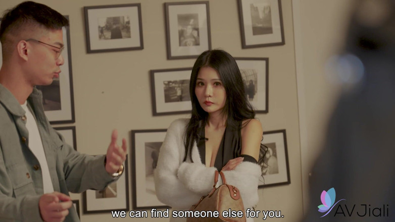 AV Jiali: Xian’erai Fucks Her New Make-up Artist
