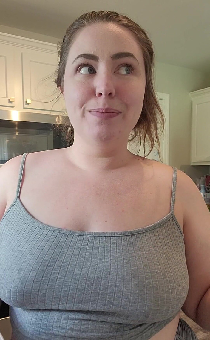 KinkyKatie: Ik hou ervan om mijn buurvrouw te verleiden