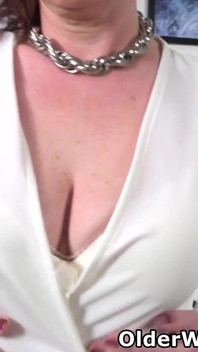 Hot Mature Coco Lets Us Have a Good Peek at Her Hard Nippled Tits and Juicy Pussy