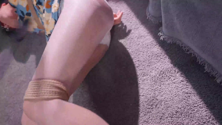 Aisan girl bondage: Ms14-using a Vibrator to Bring a Girl to Orgasm