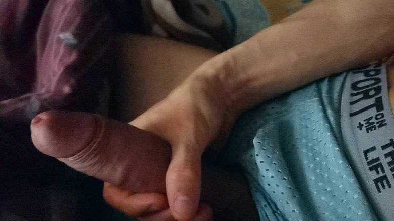 SEXY_GUYBEST: 在夜间壁炉边温柔热辣地自慰