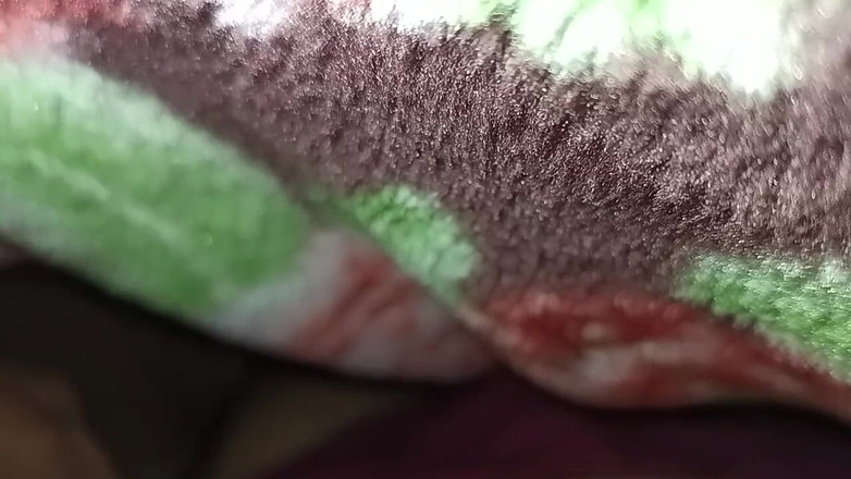 Raani16: Poesje van mijn vriendin vingeren in collegehostel