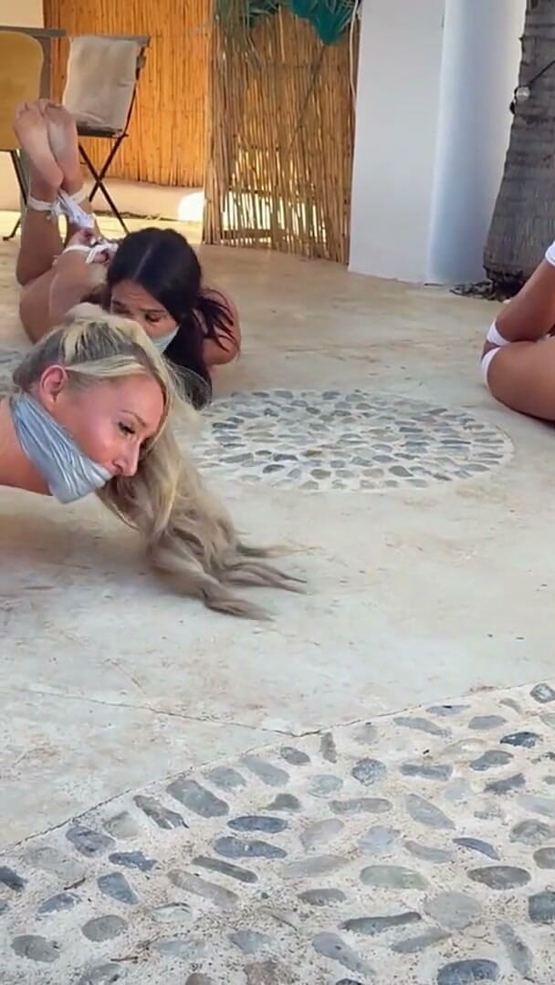 Latina Fetish: Latina Realtor och hennes klienter Rachel Lei och Lola Lu,...