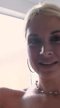 Sarah vandella weiß, wie man schwanz kehlt