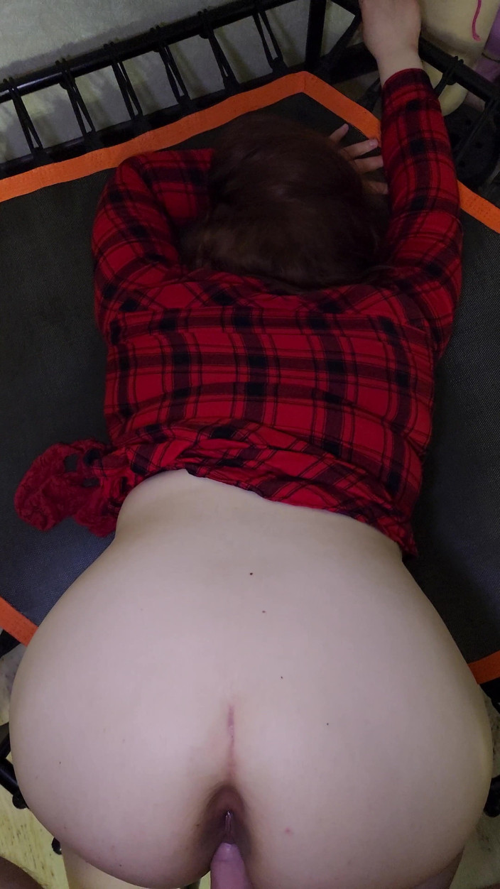 Peach Desert: Sex with a Curvy Redheaded MILF and a Creampie in...