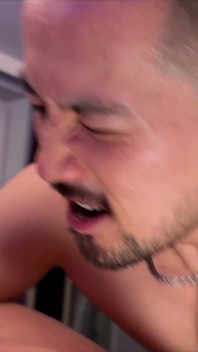 Logan Vera Folsom ยุโรปรุมเย็ดฮาร์ดคอร์แบบไม่ใส่ถุง