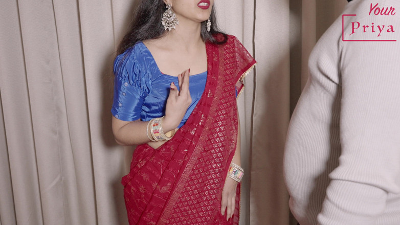Your Priya: 高峰期的热辣哥在印地语音频中性交和奶油派