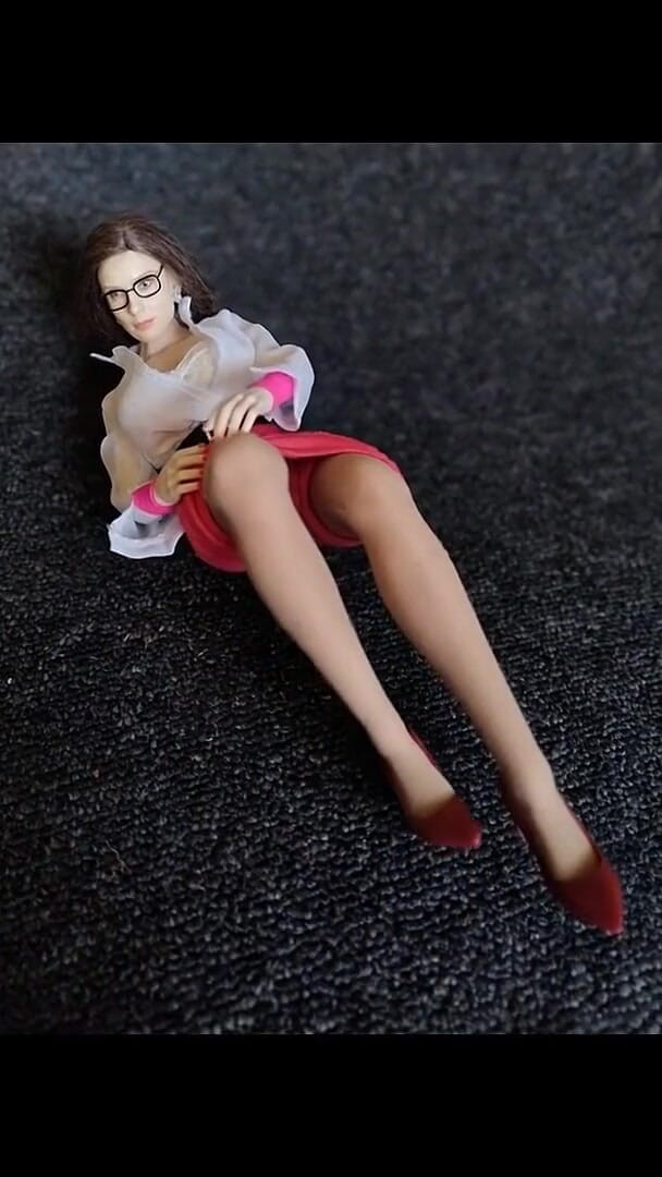 Audrey on the Floor (OneSixthuals) Audrey on the Floor (OneSixthuals)