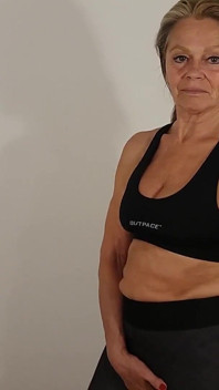 Vovó usa fio dental e leggings!