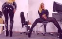 Nylon fetish 4u: Episodul 479 - Instrucțiuni de masturbare - Latex și Nailon Body - Blondă sexy cu...