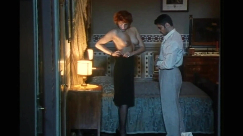 Vintage megastore: Hot Slut with Short Hair Sucks a Cock Cumming in...
