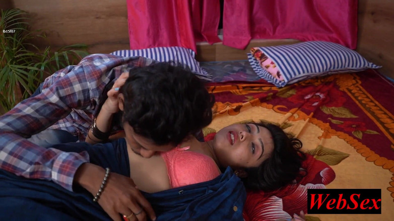 WebSex Premium: Удивительный горячий секс, и люди обожают ее секс