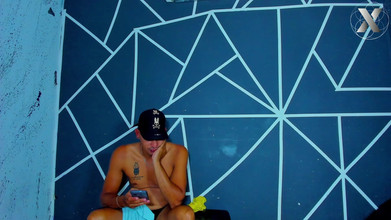 Latin bitch: दो लड़कियों एक डिक: डबल blowjob