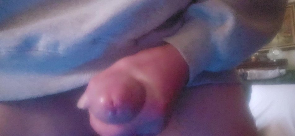 RowdyJT: Sacudiendo mi polla gruesa