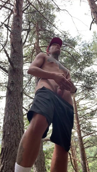 Harry_jen | Homosexual în aer liber se masturbează și ejaculează