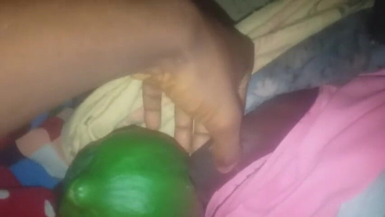 Badman4606: Geceleri mastürbasyon yapıyor