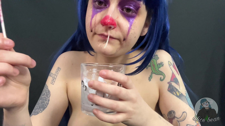 Alice Bean: Sneezy a Snot Cup