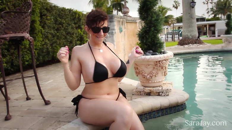 Sara Jay: Sara jay bikini nero provocante