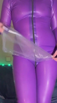 Dominare cu pungă de plastic, vedere la persoana 1