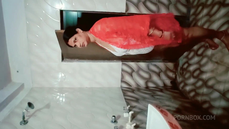 Lustykajolbhabhi: Bathroom Fun with Landlady