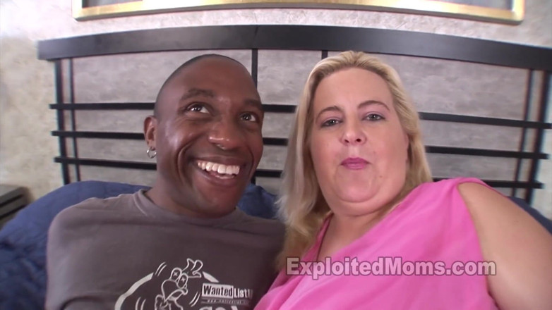 Xes Network: Hot pawg cougar mature sexy huge tits &amp; big ass blonde...