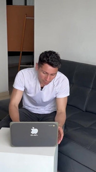 A Customer Calls Me to Fix His Laptop, I Find a Lot of Gay Porn and Decide to Give Him a Discount for Fucking Him.