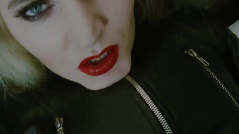 Goddess Celine: Xenia ขี่ควยจนน้ำแตกคาหี