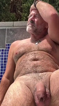 Papai-urso Jacuzzi Wank
