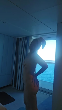 I'm Getting Ready to Go Find a Stranger Who Wants to Fuck Me