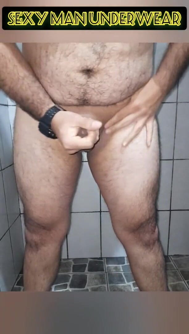 Davidandrexxx: Un uomo sexy in biancheria intima 1
