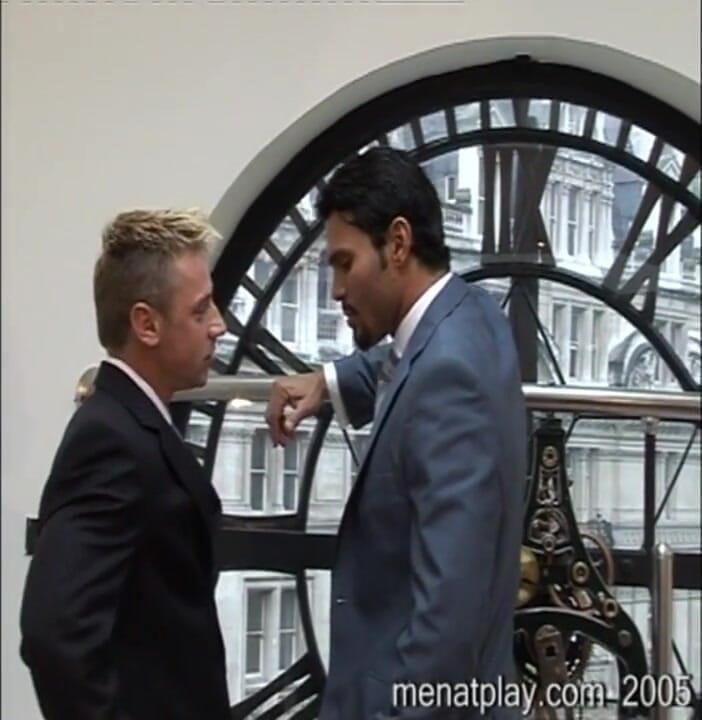 MenAtPlay: หอนาฬิกา