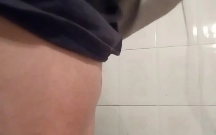 Lady Sumicd: Fuck me check out my torso