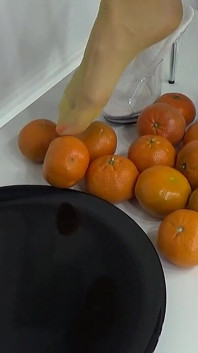 Pisoteo Mandarinas En Medias De Nailon