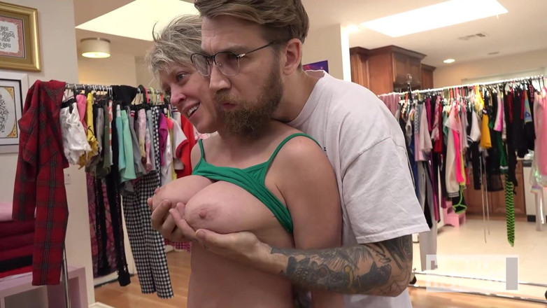 HookUp HotShot-BTS: Bts - sletterige Dee Williams is geil voor De ruige seks...